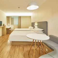 Отель Hanting Hotel Shenzhen Zhuzilin Китай, Шэньчжэнь - отзывы, цены и фото номеров - забронировать отель Hanting Hotel Shenzhen Zhuzilin онлайн комната для гостей фото 5