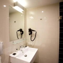 Royal Amsterdam Hotel 4* Стандартный номер с различными типами кроватей фото 4