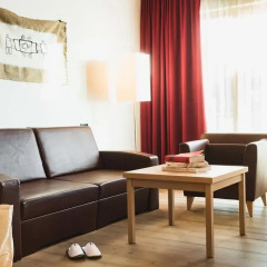Hotel Schwarzschmied 4* Улучшенный номер