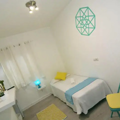 Отель La Bartola Guesthouse Номер с общей ванной комнатой с различными типами кроватей (общая ванная комната) фото 2