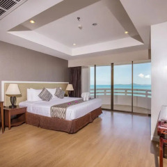 Отель D Varee Jomtien Beach 4* Стандартный номер с различными типами кроватей фото 14