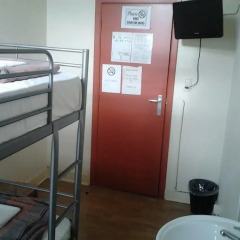 Hostel Louise Кровать в общем номере фото 5
