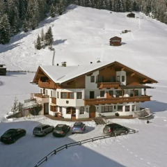 Отель Mehlerhof парковка