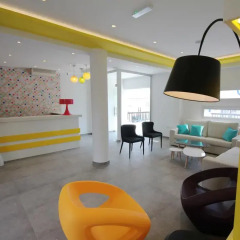 Sea Cleopatra Napa Hotel интерьер отеля