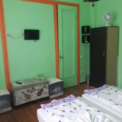 Отель Trakia Bed & Breakfast 2* Стандартный номер с 2 отдельными кроватями (общая ванная комната) фото 7