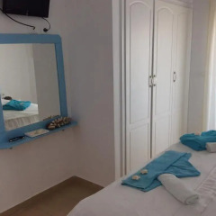 Two Mermaids Hotel 2* Стандартный номер с двуспальной кроватью фото 2