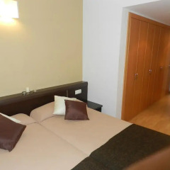 Hotel Travessera 2* Апартаменты с различными типами кроватей
