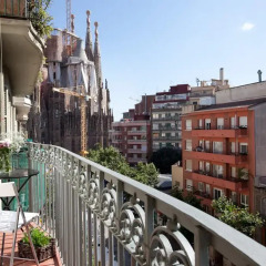 Отель Enjoybcn Sagrada Familia Apartments Испания, Барселона - отзывы, цены и фото номеров - забронировать отель Enjoybcn Sagrada Familia Apartments онлайн балкон