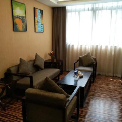 Guangzhou Wellgold Hotel 3* Люкс повышенной комфортности с различными типами кроватей фото 2