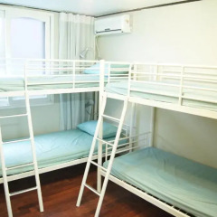 Отель Come On Guesthouse Myeongdong Южная Корея, Сеул - отзывы, цены и фото номеров - забронировать отель Come On Guesthouse Myeongdong онлайн балкон