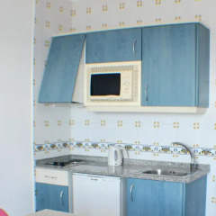 Отель Apartamentos Playa Moreia Улучшенные апартаменты с различными типами кроватей