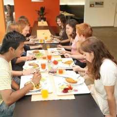 DJH City Hostel питание
