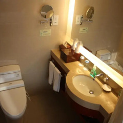 Central Hotel Jingmin 5* Стандартный номер с различными типами кроватей фото 4