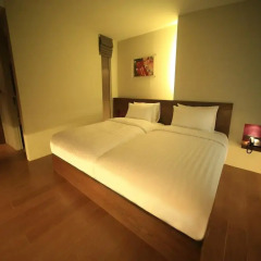 Silom One Hotel 3* Улучшенный номер фото 4