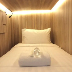 Lulu Hotel 3* Кровать в общем номере фото 13