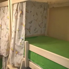 Гостиница Lucky Place Кровать в женском общем номере с двухъярусной кроватью фото 5