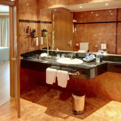 Hotel Madrid Plaza de Espana managed by Melia 4* Номер категории Премиум с различными типами кроватей фото 4