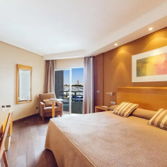 Hotel Sercotel Spa Porta Maris 4* Стандартный номер с различными типами кроватей фото 3