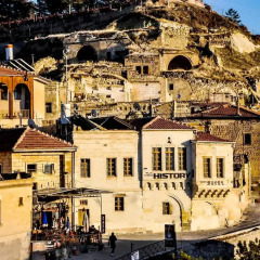 Sinasos History Cave Hotel