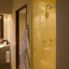 Отель Kuzuko Lodge 5* Шале Делюкс с различными типами кроватей фото 6