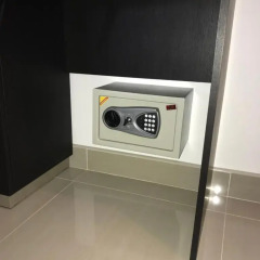 Отель Baan Dusit View 178/92 сейф в номере