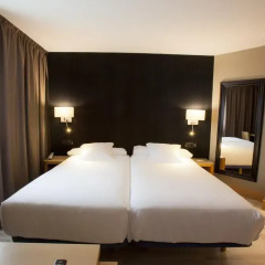 Hotel Plaza 4* Стандартный номер с различными типами кроватей фото 4