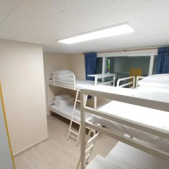Hause Itaewon - Hostel Кровать в женском общем номере с двухъярусной кроватью