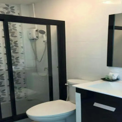 Отель Khung Wimarn Beach Home ванная