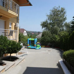 Апартаменты 1000 Home Apartments детские мероприятия фото 2