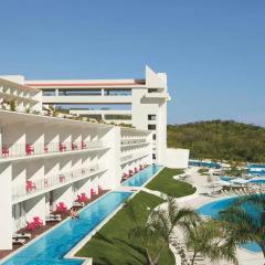 Отель Secrets Huatulco Resort & Spa фитнесс-зал