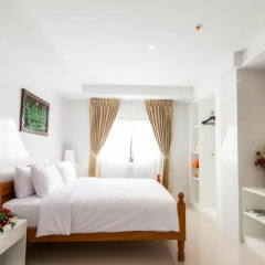 Отель VITS Patong Dynasty 3* Улучшенный номер с двуспальной кроватью фото 7