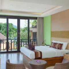 Отель Phi Phi Long Beach Resort & Villa 3* Улучшенный номер с различными типами кроватей фото 4