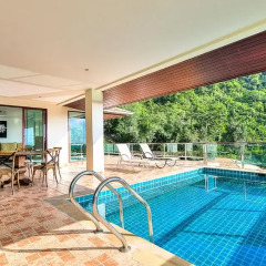 Отель Luxury Seaview Pool Villa at Chalong 3* Вилла с различными типами кроватей фото 26