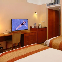Guangdong Hotel 4* Стандартный номер с различными типами кроватей фото 4
