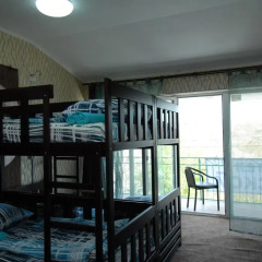Hostel Morskoy Кровать в общем номере с двухъярусной кроватью фото 10