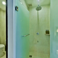 Отель Bhu Nga Thani Resort and Spa 4* Номер Делюкс с различными типами кроватей фото 7