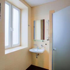 Comfort Hotel & Hostel Стандартный номер двуспальная кровать фото 8