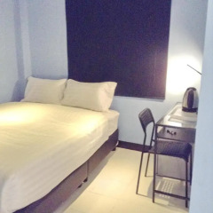 Отель The Mix Bangkok - Phrom Phong 3* Стандартный номер фото 4