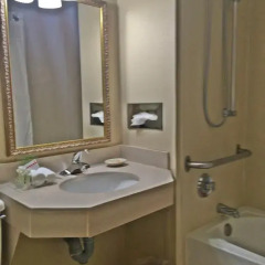 Отель Clarion Inn Frederick Event Center 3* Стандартный номер с различными типами кроватей фото 2