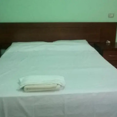 Отель Guest House Fatos Biti Номер Делюкс с различными типами кроватей фото 2