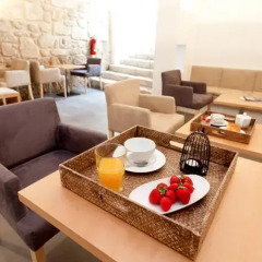 Отель inPatio GuestHouse в номере фото 2