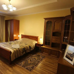 Отель Modern Castle сейф в номере