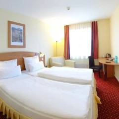 Отель Best Western Amedia Praha 3* Стандартный номер с двуспальной кроватью фото 2