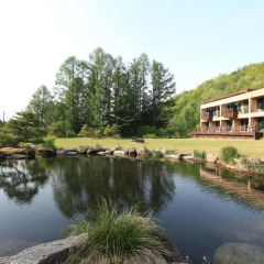Отель Hugel Heim Pension Южная Корея, Пхёнчан - отзывы, цены и фото номеров - забронировать отель Hugel Heim Pension онлайн приотельная территория