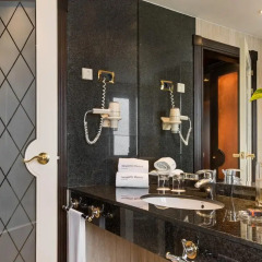 Отель Hesperia Madrid 5* Номер Делюкс с различными типами кроватей