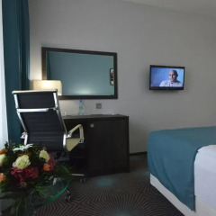 Гостиница AQUAMARINE Hotel & Spa в Курске 4 отзыва об отеле, цены и фото номеров - забронировать гостиницу AQUAMARINE Hotel & Spa онлайн Курск удобства в номере фото 2