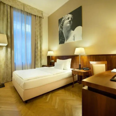 Отель Sovereign 4* Улучшенный номер фото 2