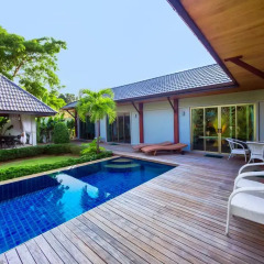 Отель Baan Bua Estate by Tropiclook спа