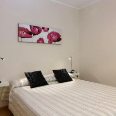 Апартаменты ClassBedroom Apartments V комната для гостей фото 5
