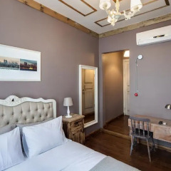 Отель Loka Suites 3* Стандартный номер с различными типами кроватей фото 4